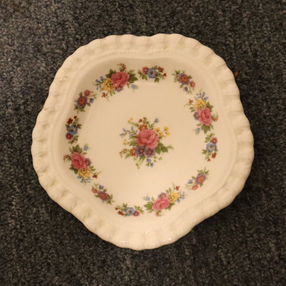 Floral Pentagonal Elizabethan Hand Decorated Fine Bone China England Dish Plate
